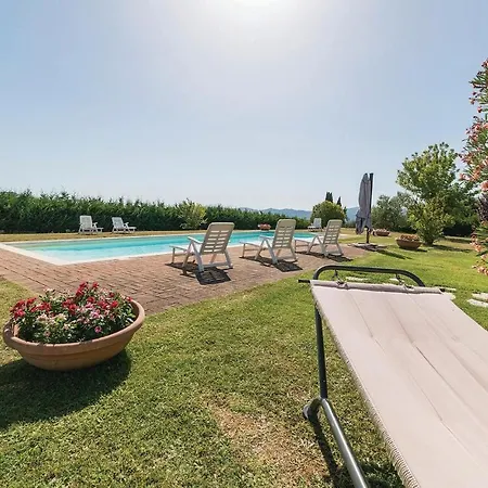 Amazing In Citta Di Castello Pg With Kitchen Holiday home